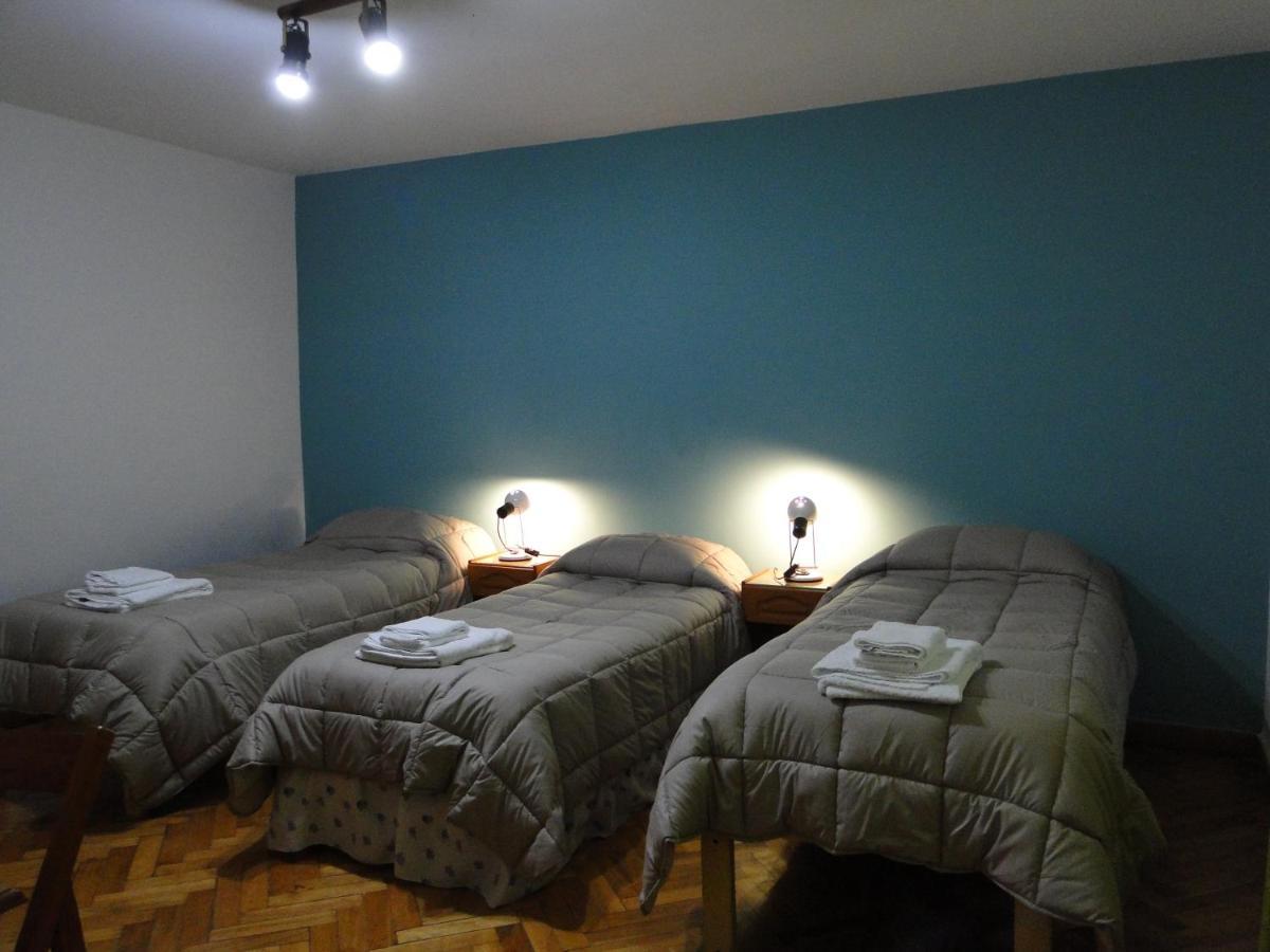 Hospedaje Amilcar Esquel Esterno foto